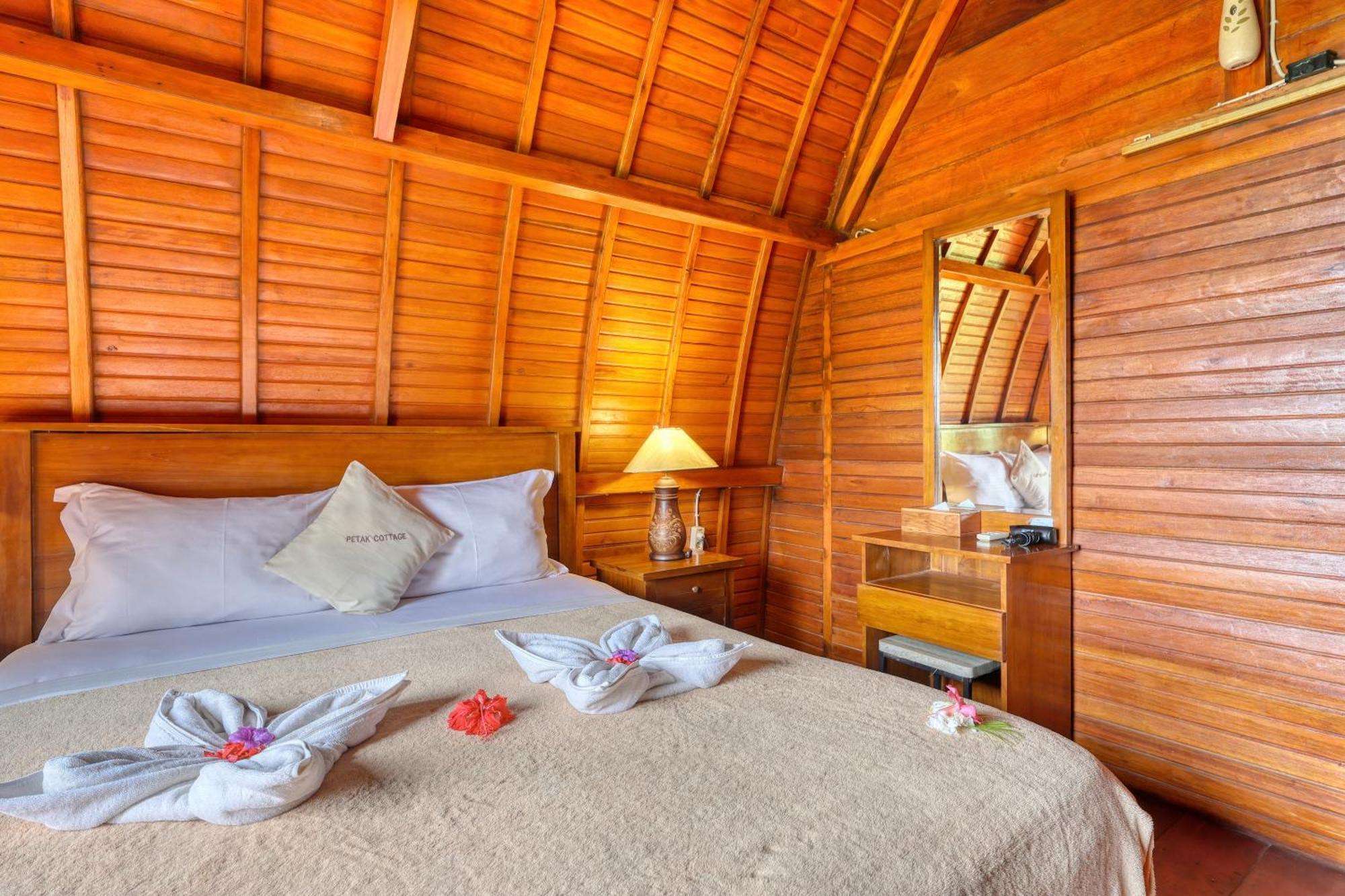 Petak Cottage Ped Bagian luar foto